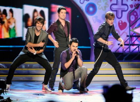 big-time-rush-performing-kca--large-msg-130180276776.jpg